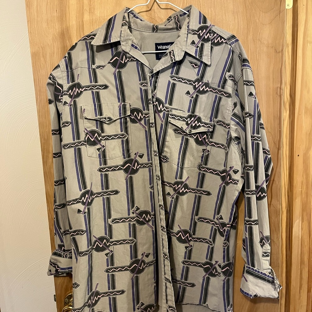 Wrangler Funky Geometric Design Button Down